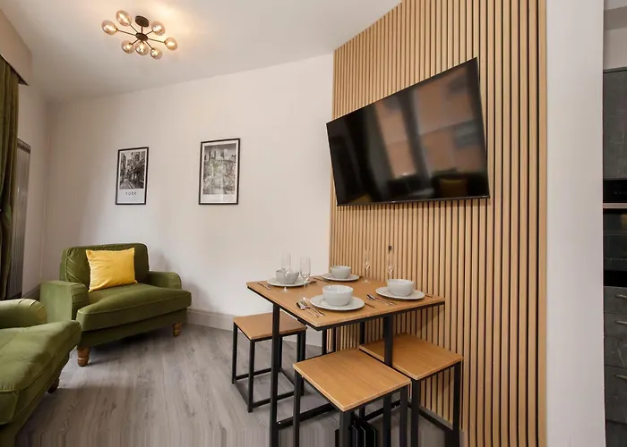 Clarence Street Luxury City Centre Apartment Close To Minster