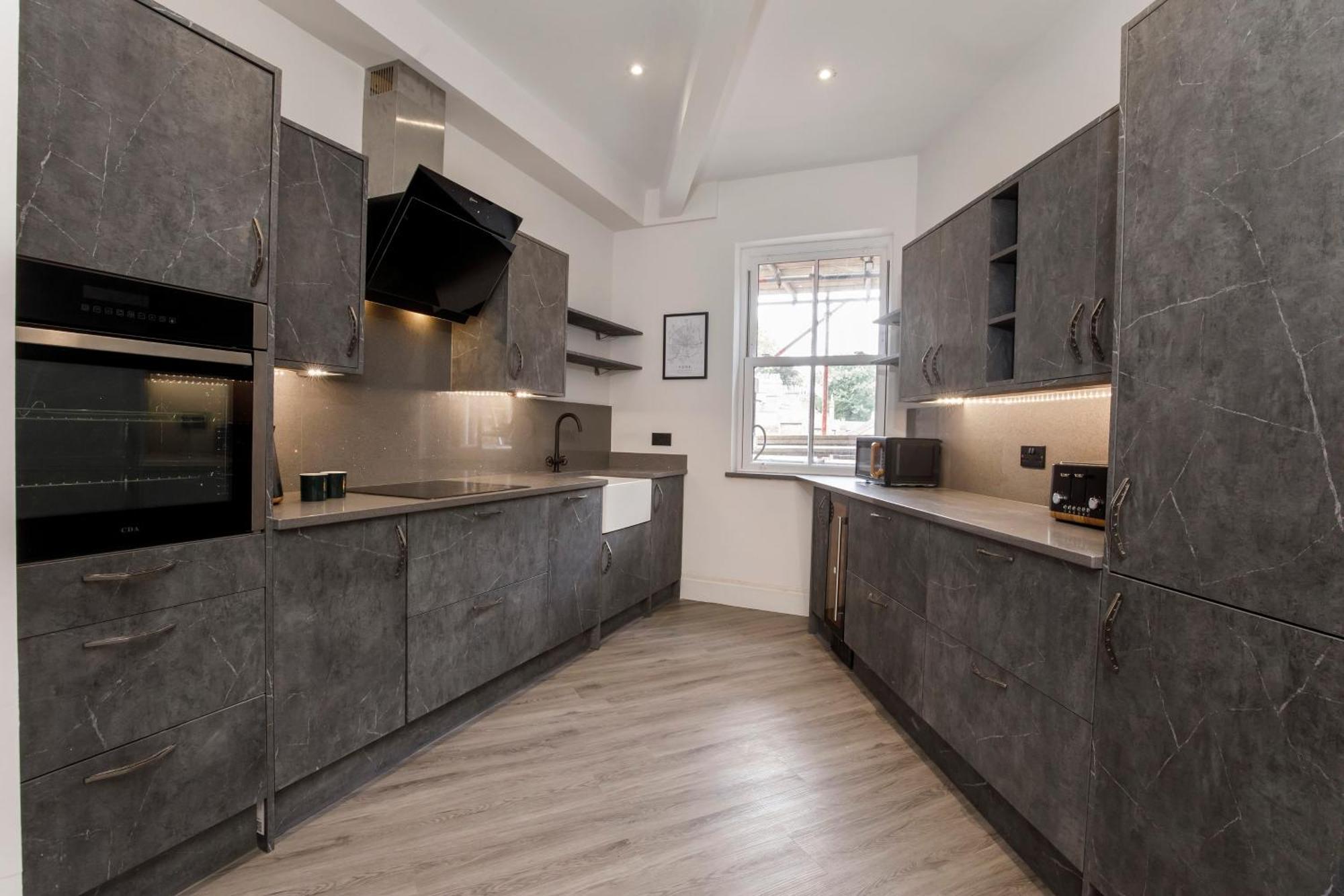 Clarence Street Luxury Centre Close To Minster Apartment *