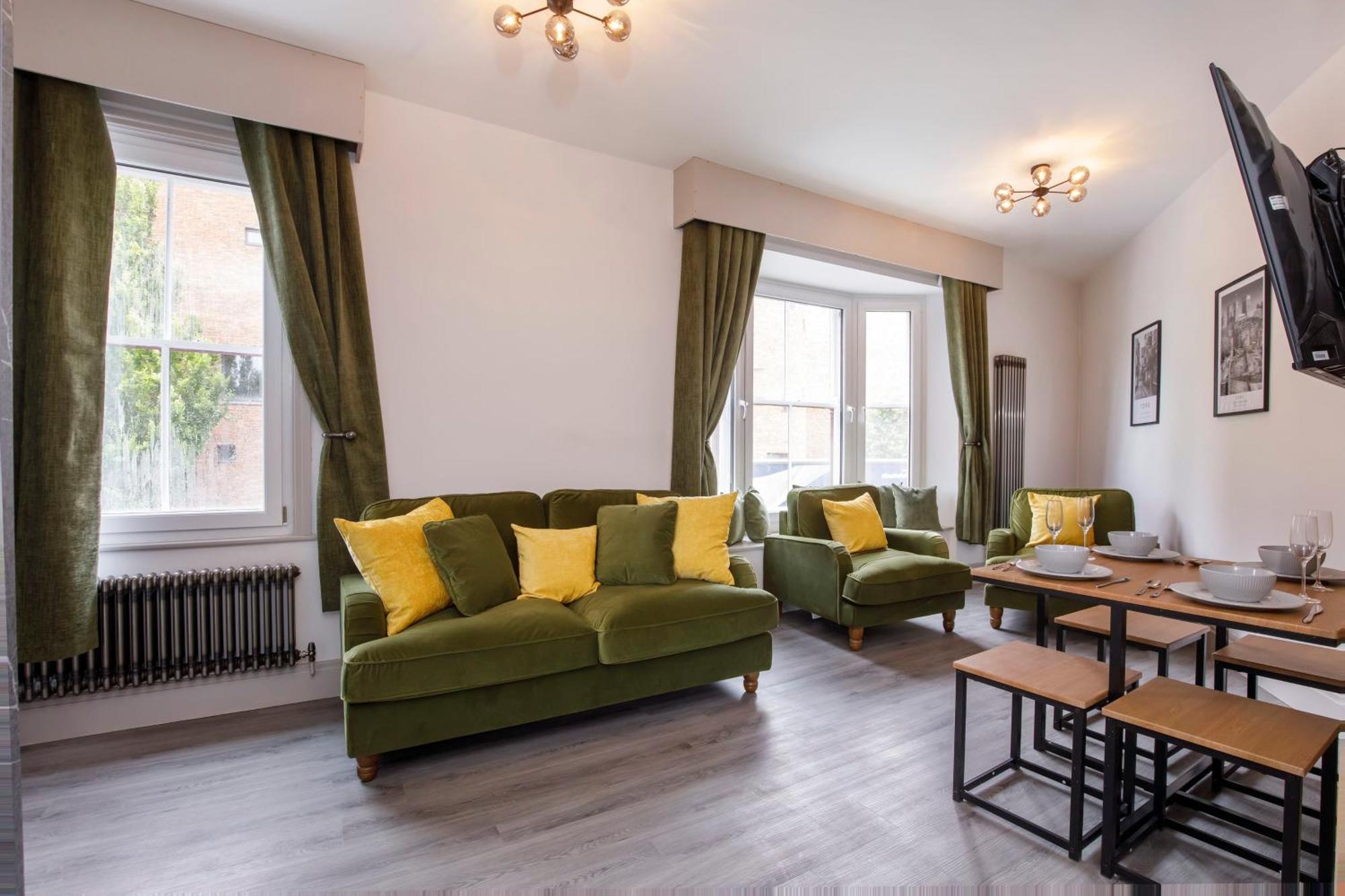 Clarence Street Luxury Centre Close To Minster Appartement